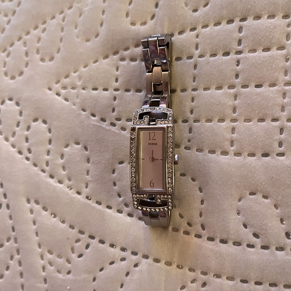 Ladies Guess watch with Swarovski crystals - Picture 2 of 8